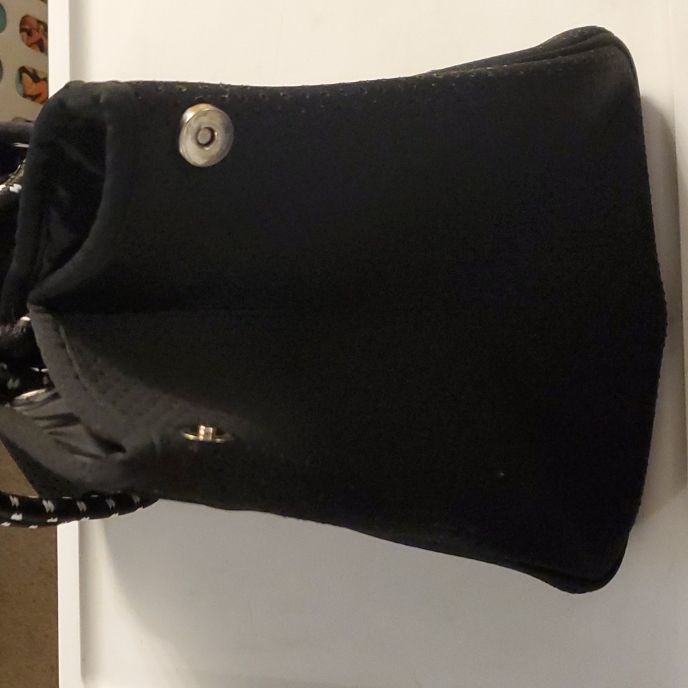 Large Neoprene Tote - Picture 2 of 10